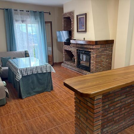 Casa Rosa Apartment Trevelez Luaran gambar